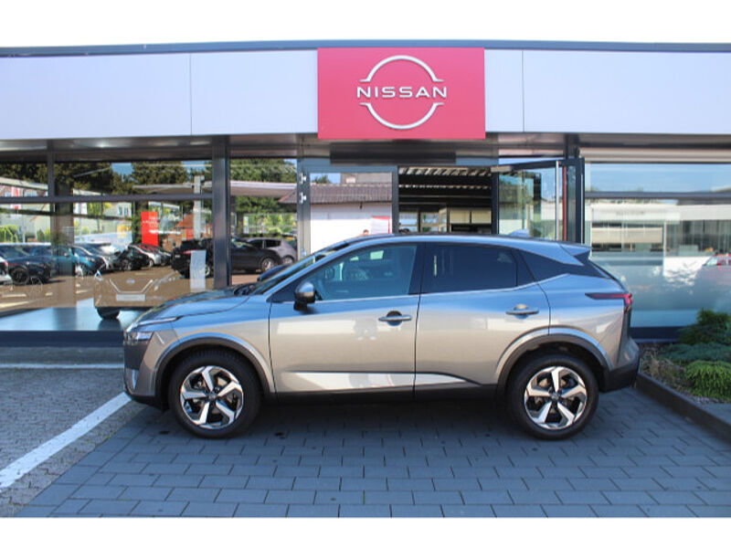 Nissan Qashqai 1.3 DIG-T N-Connecta AT Winter Navi Busi