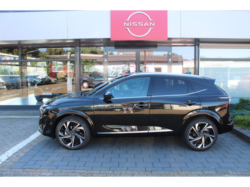 Nissan Qashqai 1.3 DIG-T Tekna+ Automatik 20 Zoll