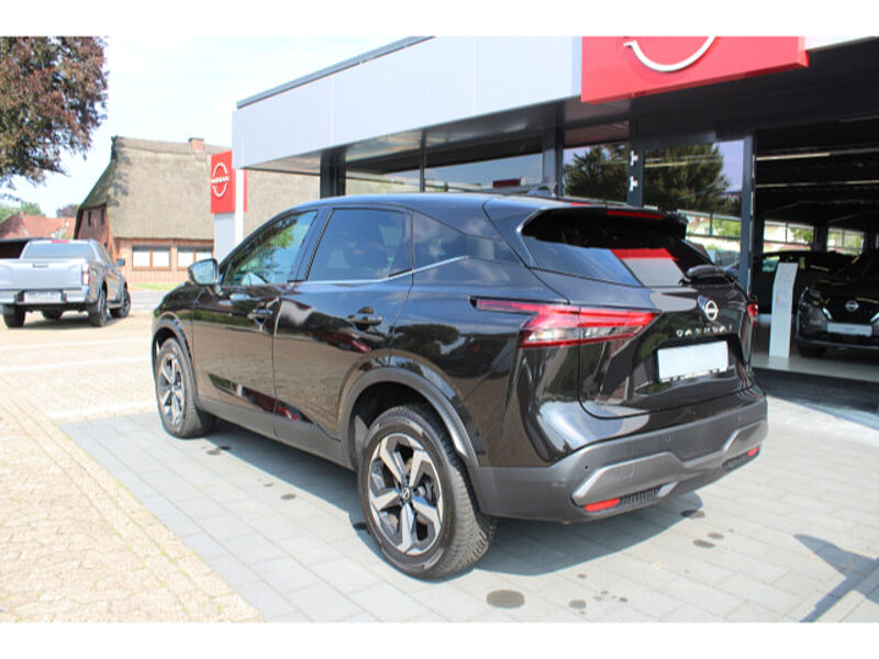 Nissan Qashqai 1.3 DIG-T N-Connecta Winter Business