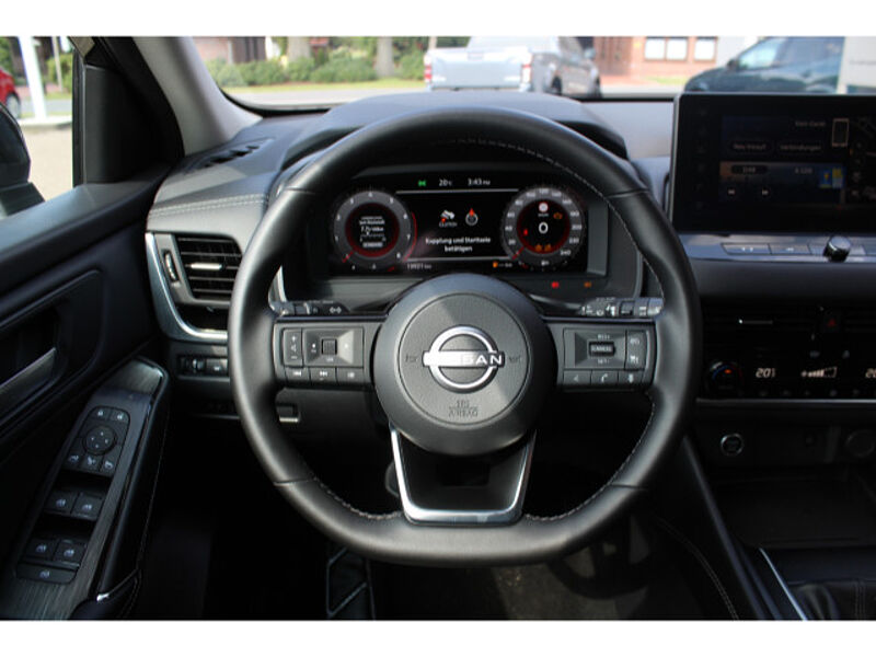 Nissan Qashqai 1.3 DIG-T N-Connecta Winter Business