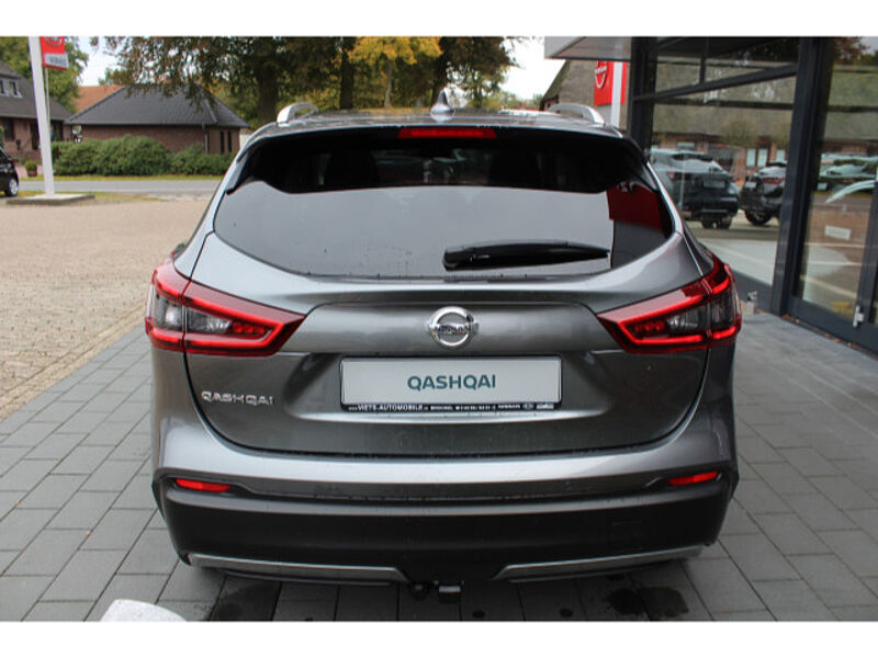 Nissan Qashqai 1.3 DIG-T ZAMA Automatik Navi