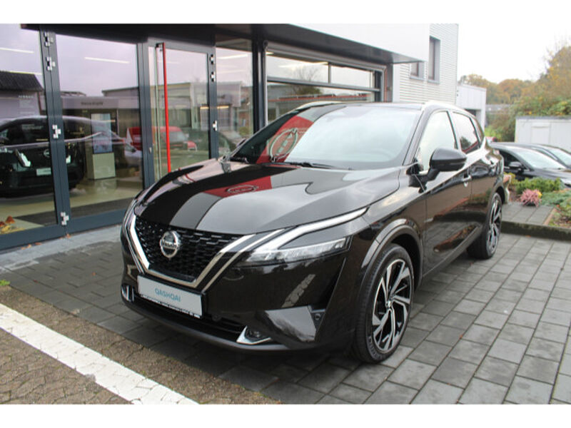 Nissan Qashqai 1.3 DIG-T Tekna+ Automatik 20 Zoll