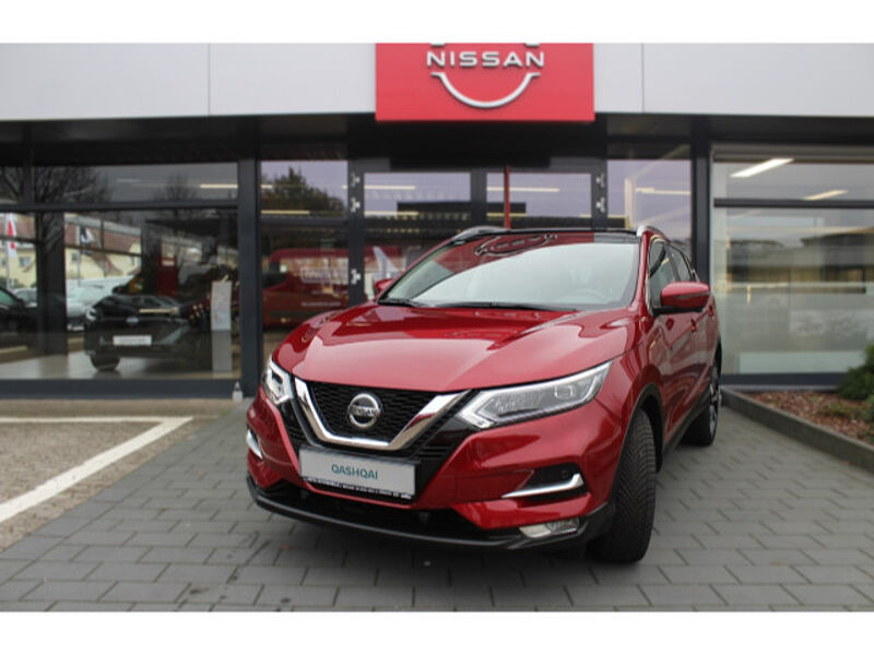 Nissan Qashqai 1.3 DIG-T AKARI Automatik Navi LED Leder