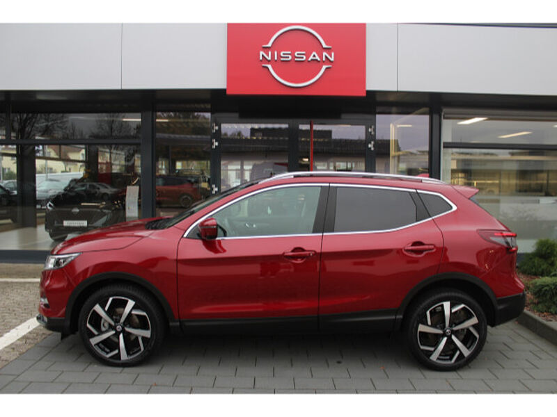 Nissan Qashqai 1.3 DIG-T AKARI Automatik Navi LED Leder