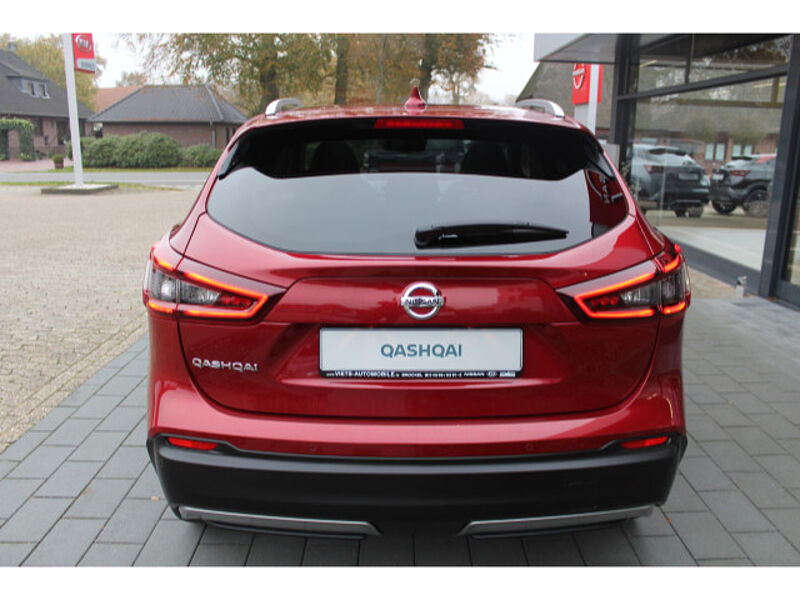 Nissan Qashqai 1.3 DIG-T AKARI Automatik Navi LED Leder