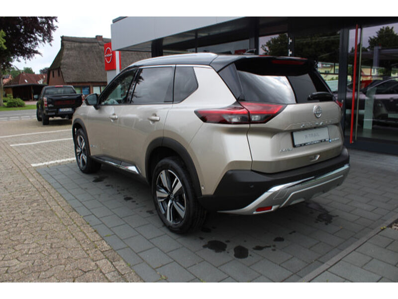 Nissan X-Trail 1,5 VC-T e-4orce Tekna Bose Glasdach