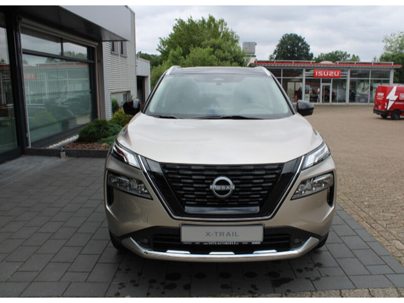 Nissan X-Trail 1,5 VC-T e-4orce Tekna Bose Glasdach