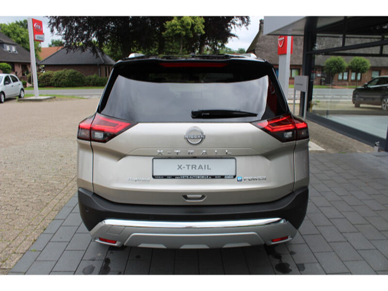 Nissan X-Trail 1,5 VC-T e-4orce Tekna Bose Glasdach