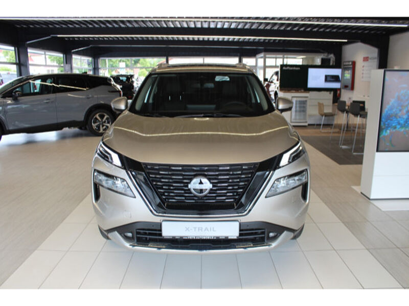 Nissan X-Trail 1,5 VC-T e-4orce Tekna Bose Glasdach